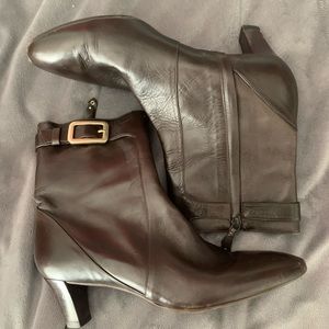 Cole Hann x Nike air collar. Booties